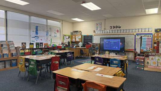 Hubbard Heights Elementary School Classroom Standard in Fort Worth
