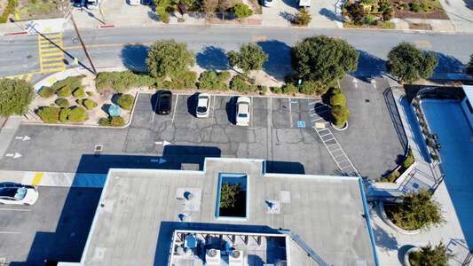Oster Elementary School Parking Lot - Linwood Dr in San Jose
