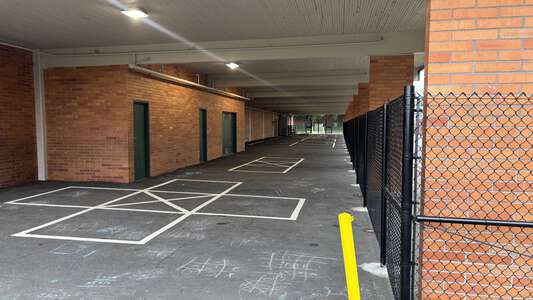 Ridgewood Elementary School Outdoor Covered Area in Portland 2