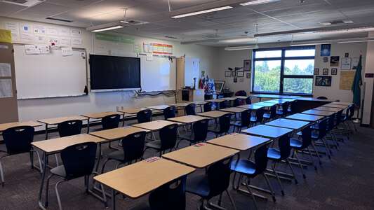 International Community School Classroom Standard in Kirkland