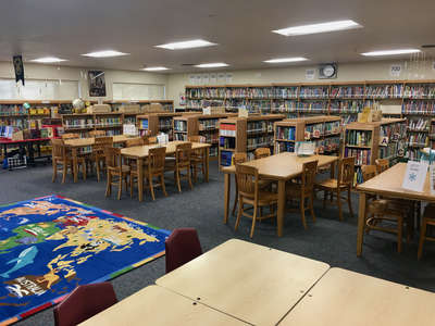 Strawberry Point School Library in Mill Valley