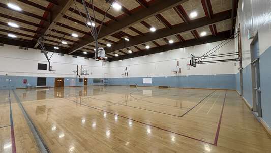 Jackson Middle School Court 3 - Room A112 in Portland