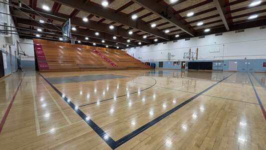 Jackson Middle School Court 3 - Room A112 in Portland
