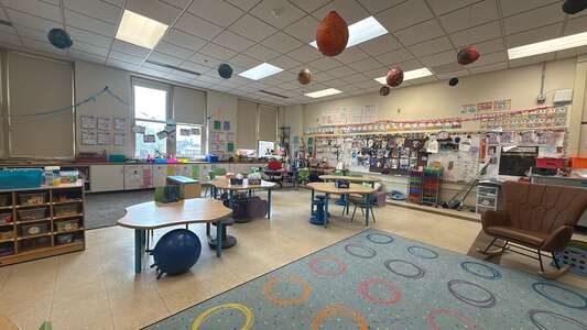 McPherson - James B. McPherson Elementary School Classroom Standard in Chicago 2