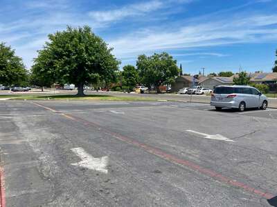 Hazel Strauch Elementary School Parking Lot - Main in Sacramento
