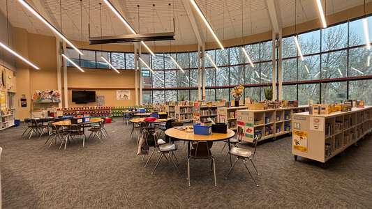 Oak Creek Elementary School Library in Lake Oswego