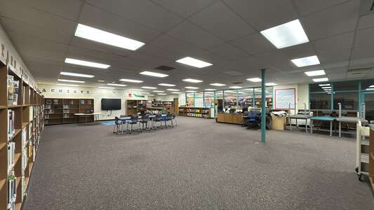 Hornets Nest Elementary School Media Center in Charlotte 2