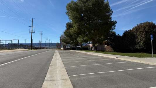 Del Sur Senior Elementary School Parking Lot - 90th St in Lancaster 3