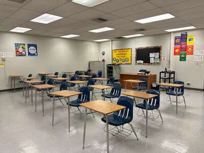 Coral Springs Middle School Classroom Standard in Coral Springs