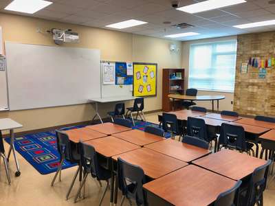 Eagle Creek Elementary School Classroom Standard in Orlando