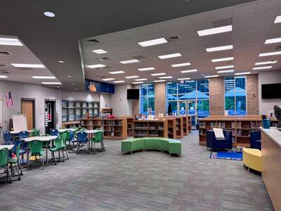 Bowen's Corner Elementary School Media Center in Hanahan 4