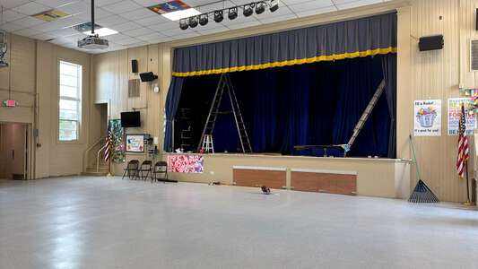 Metairie Academy for Advanced Studies Cafeteria in Metairie 2