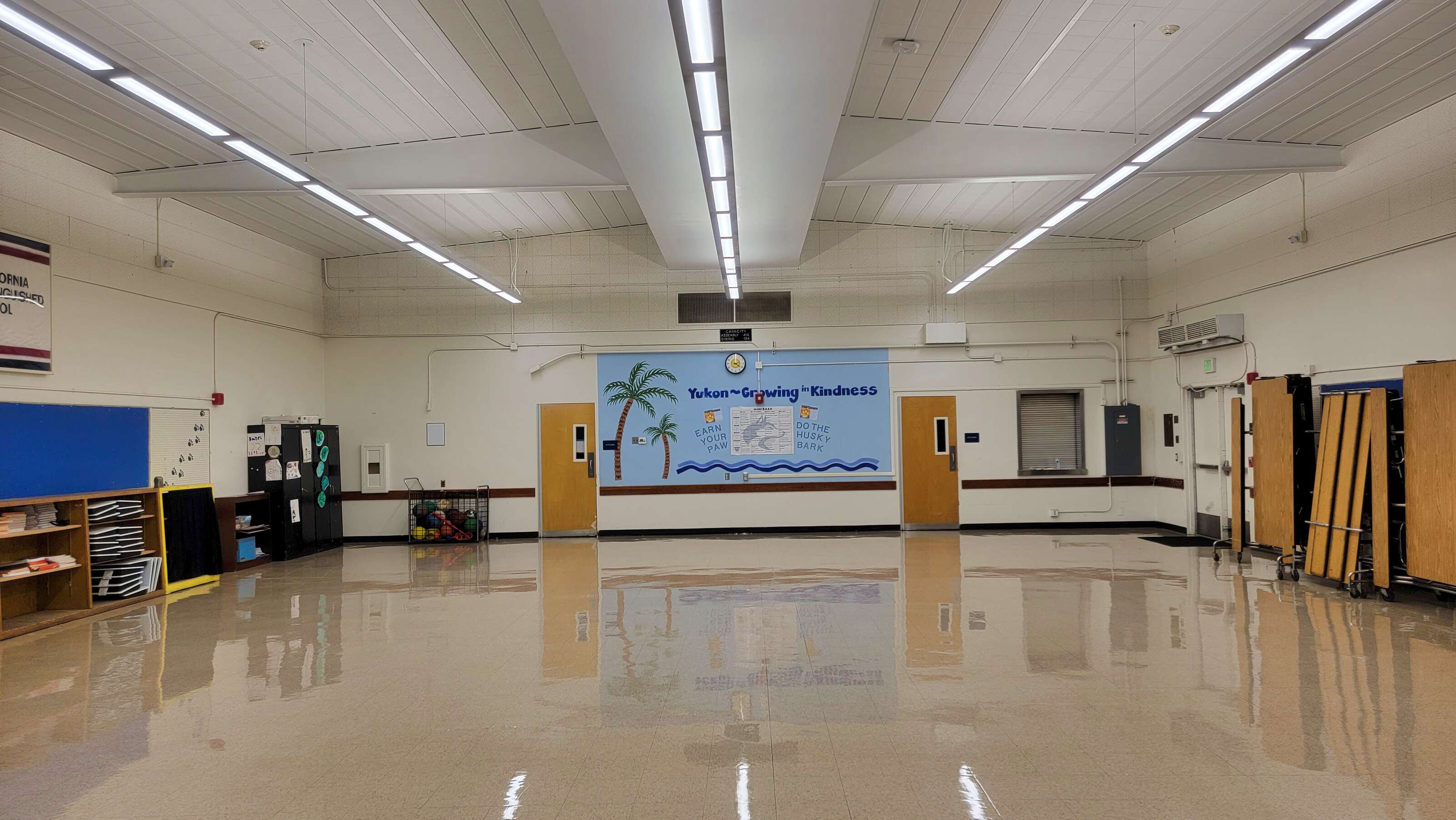 rent-a-cafeteria-small-in-torrance-ca-90504