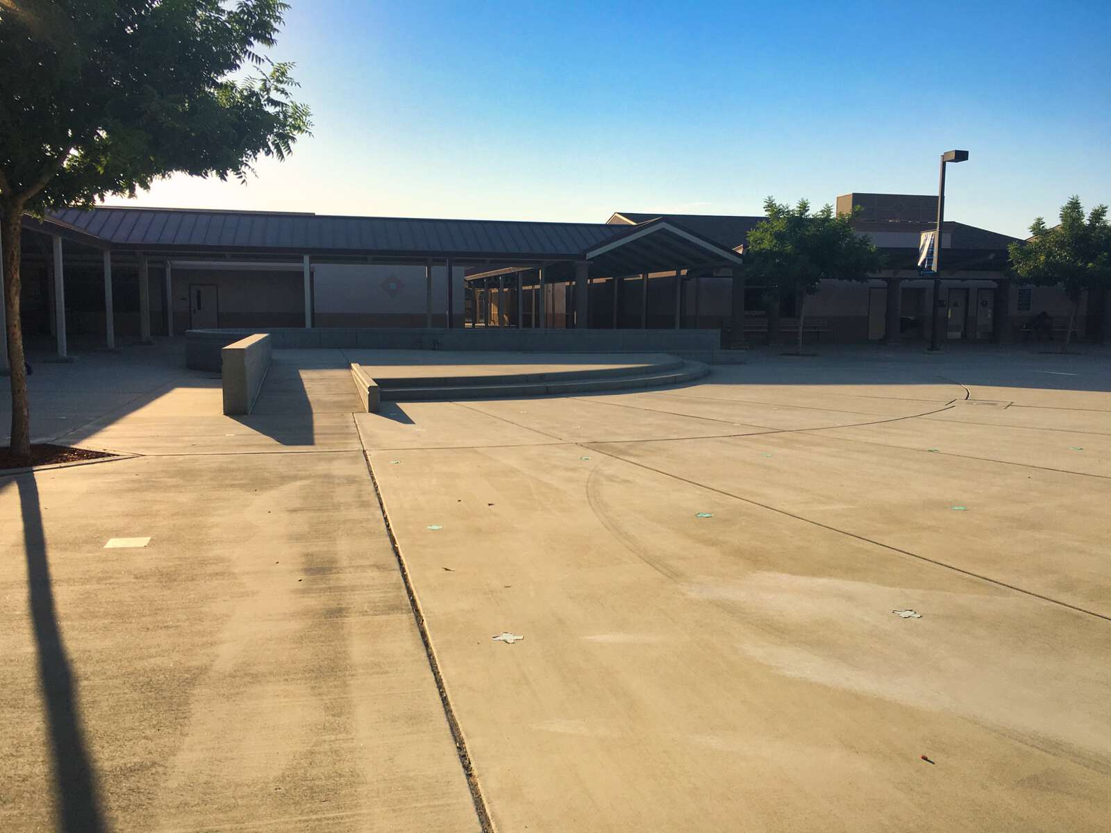 Rent a Outdoor Area in Visalia CA 93291