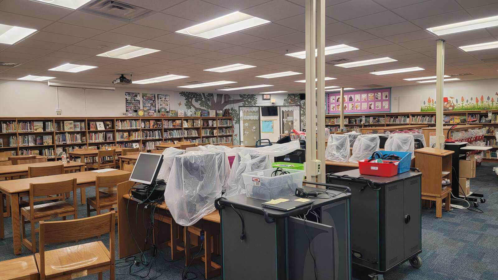 Rent a Library (Small) in Houston TX 77005