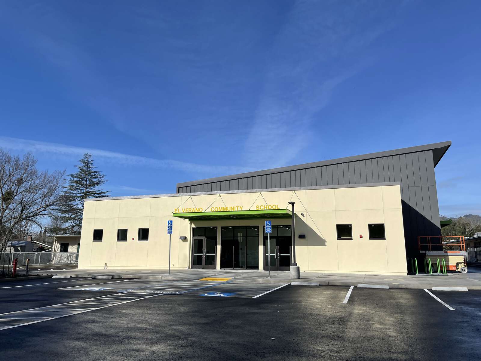 Rent a MPR (Medium) in El Verano CA 95433