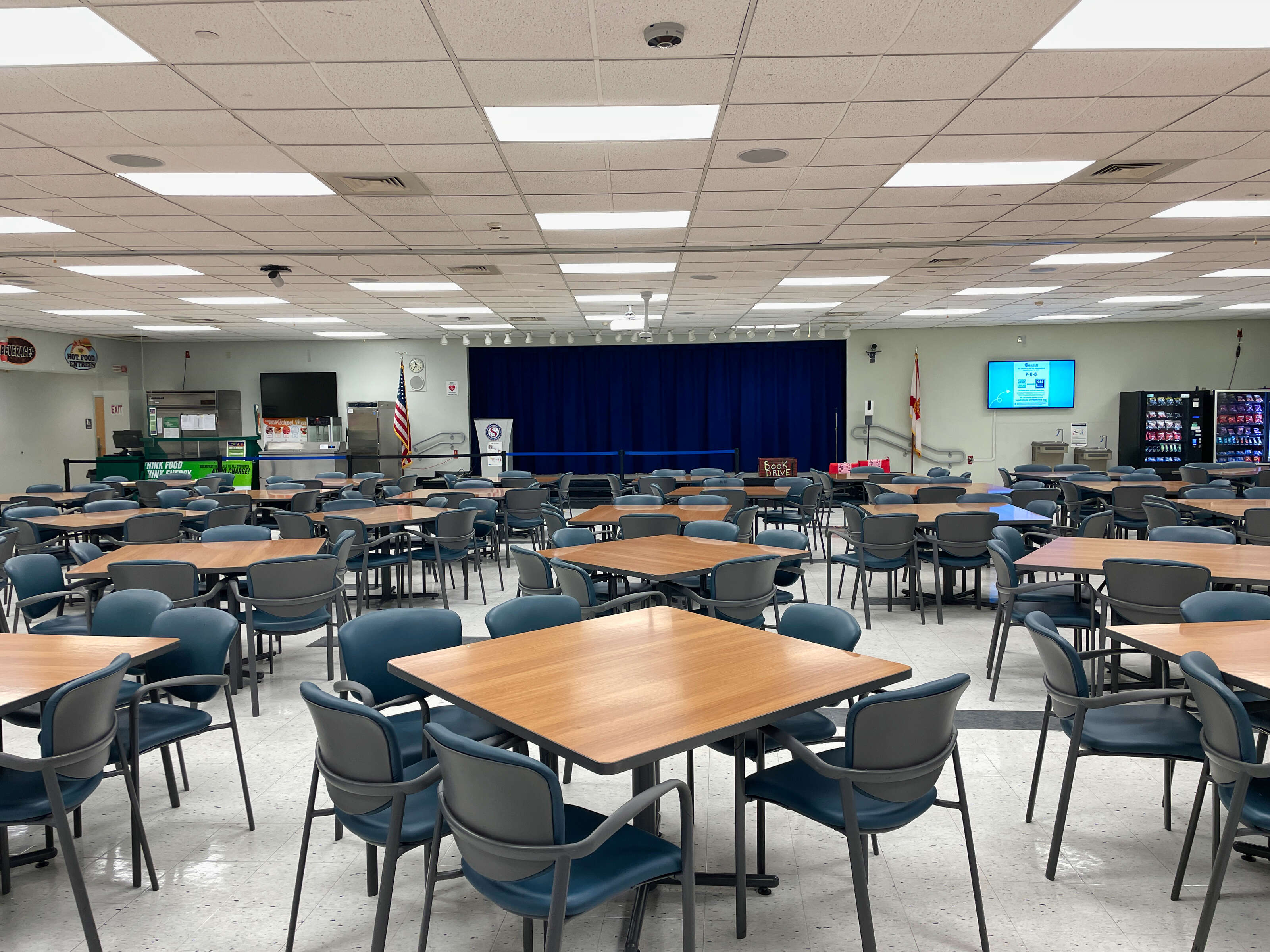 Rent a Cafeteria (Large) in Fort Lauderdale FL 33312