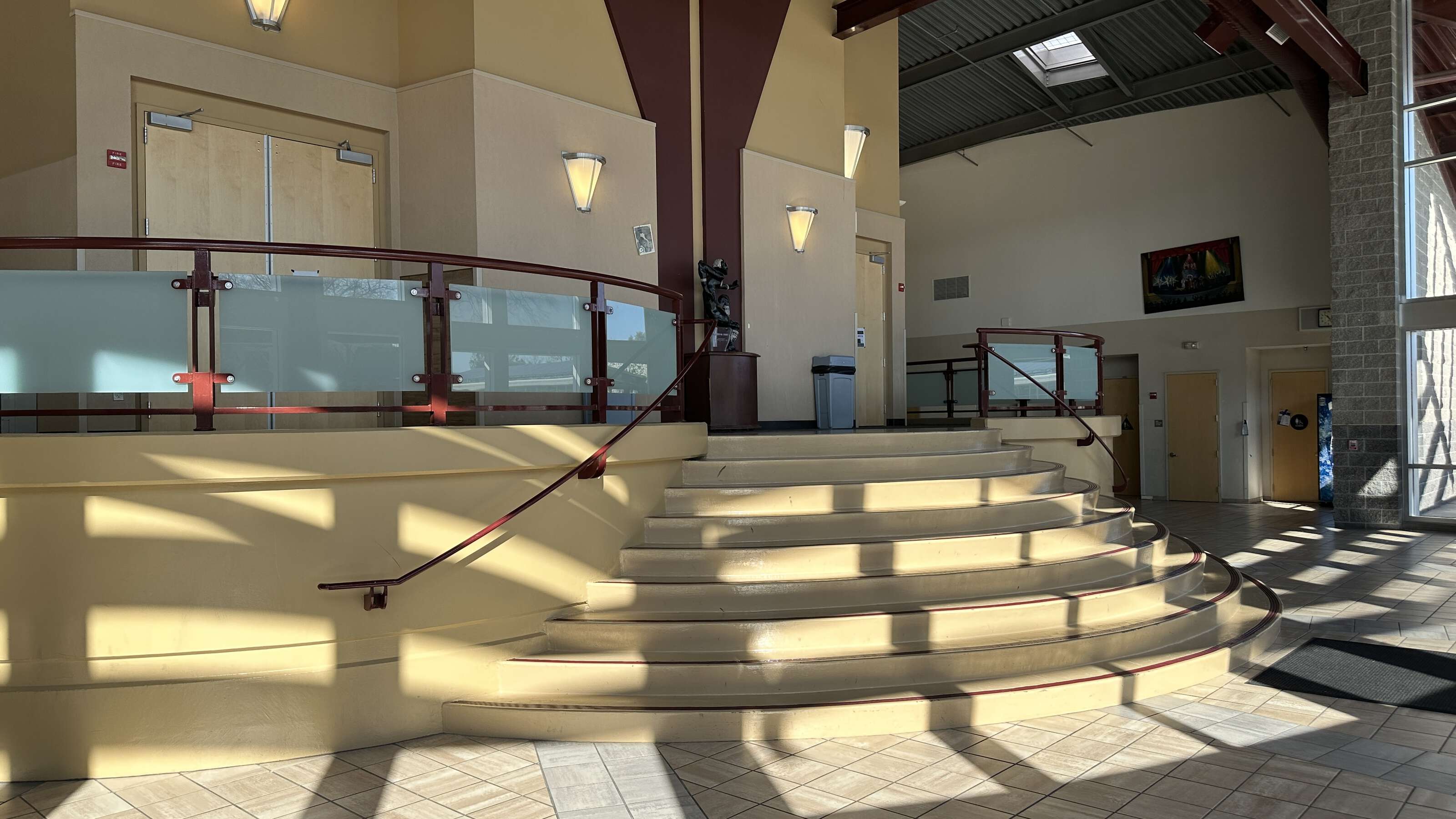 Rent a Theater in Loomis CA 95650