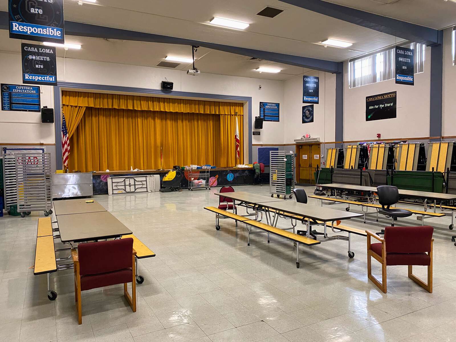 Rent a Cafeteria (Small) in Bakersfield CA 93307