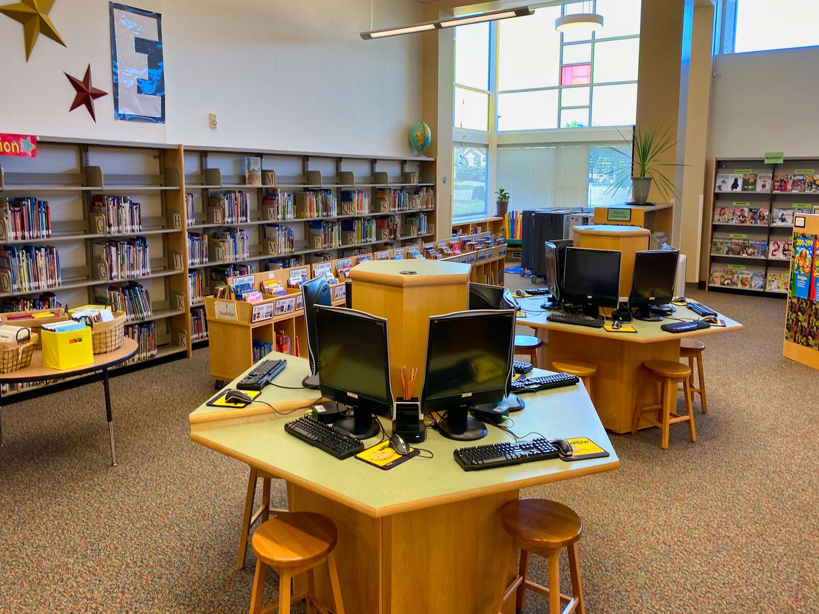 Rent a Library (Small) in Thornton CO 80241