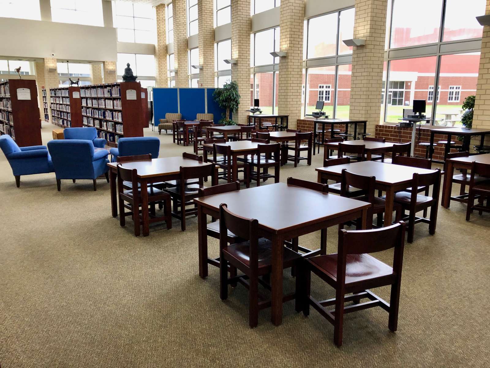 Rent a Library (Large) in Springdale AR 72762