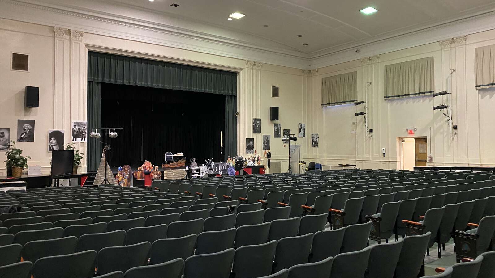 Rent a Auditorium in Plainfield NJ 7060