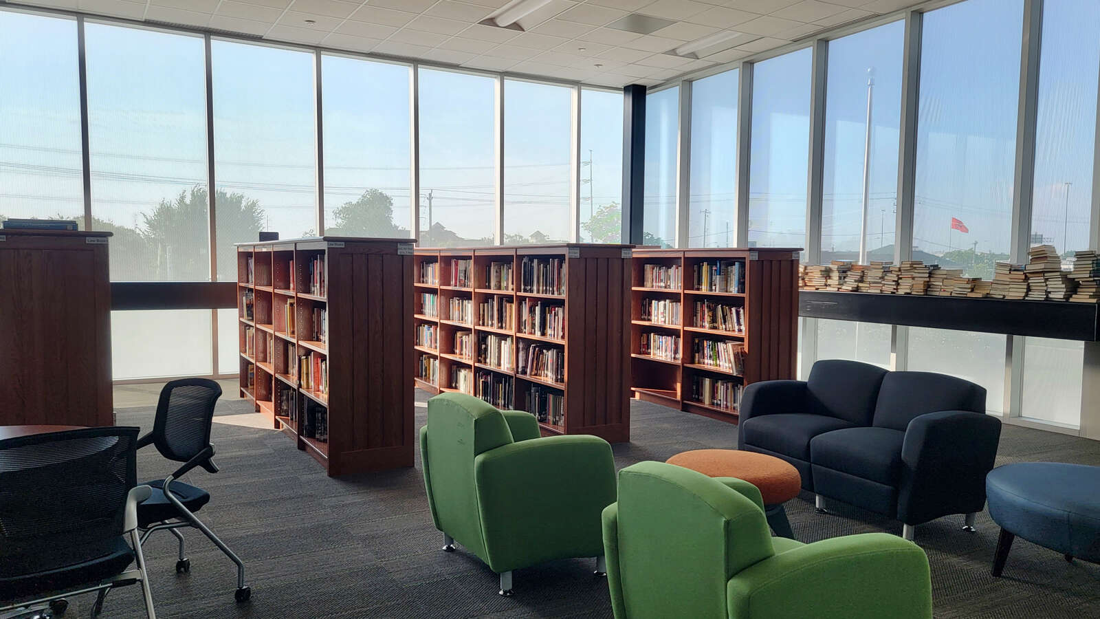 Rent a Library (Large) in Houston TX 77003