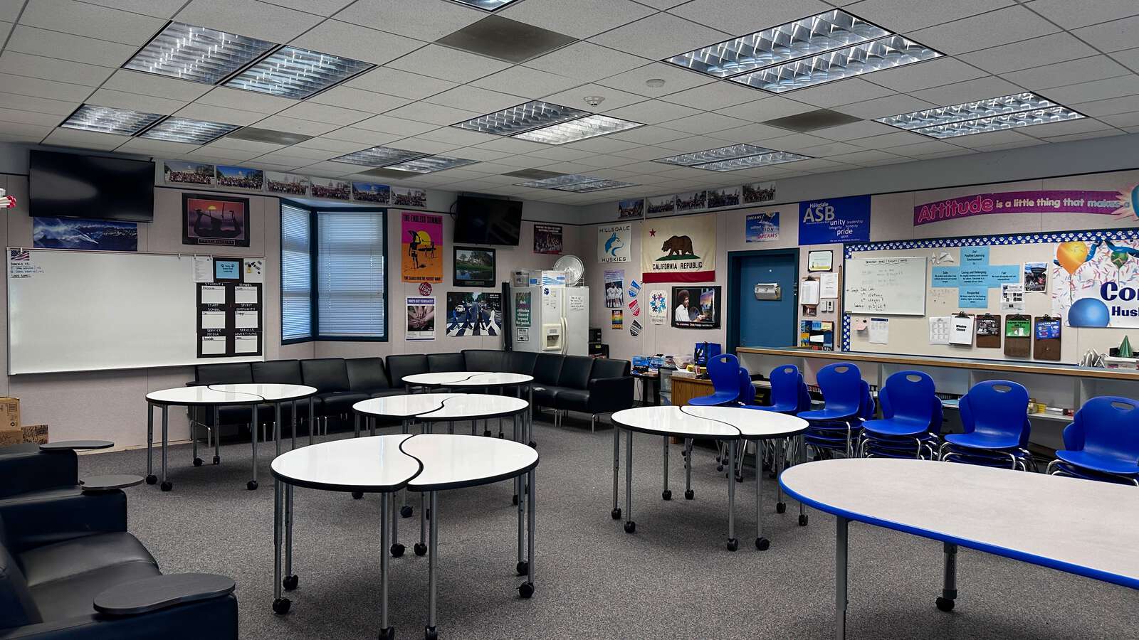 Rent a Library (Medium) in El Cajon CA 92019