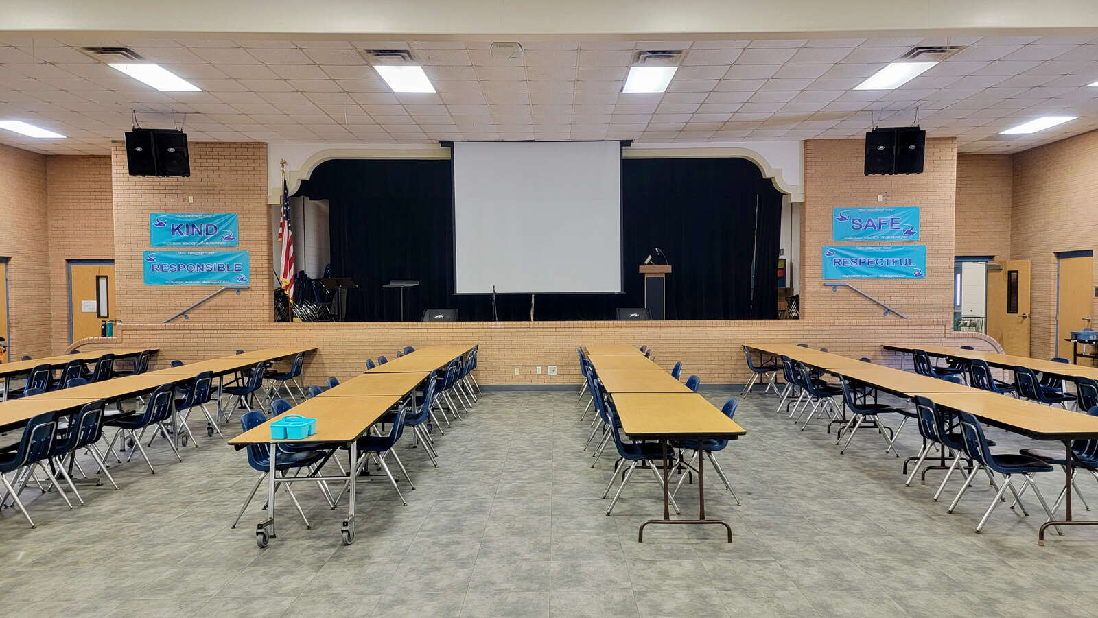 Rent a Cafeteria (Small) in Fleming Island FL 32003