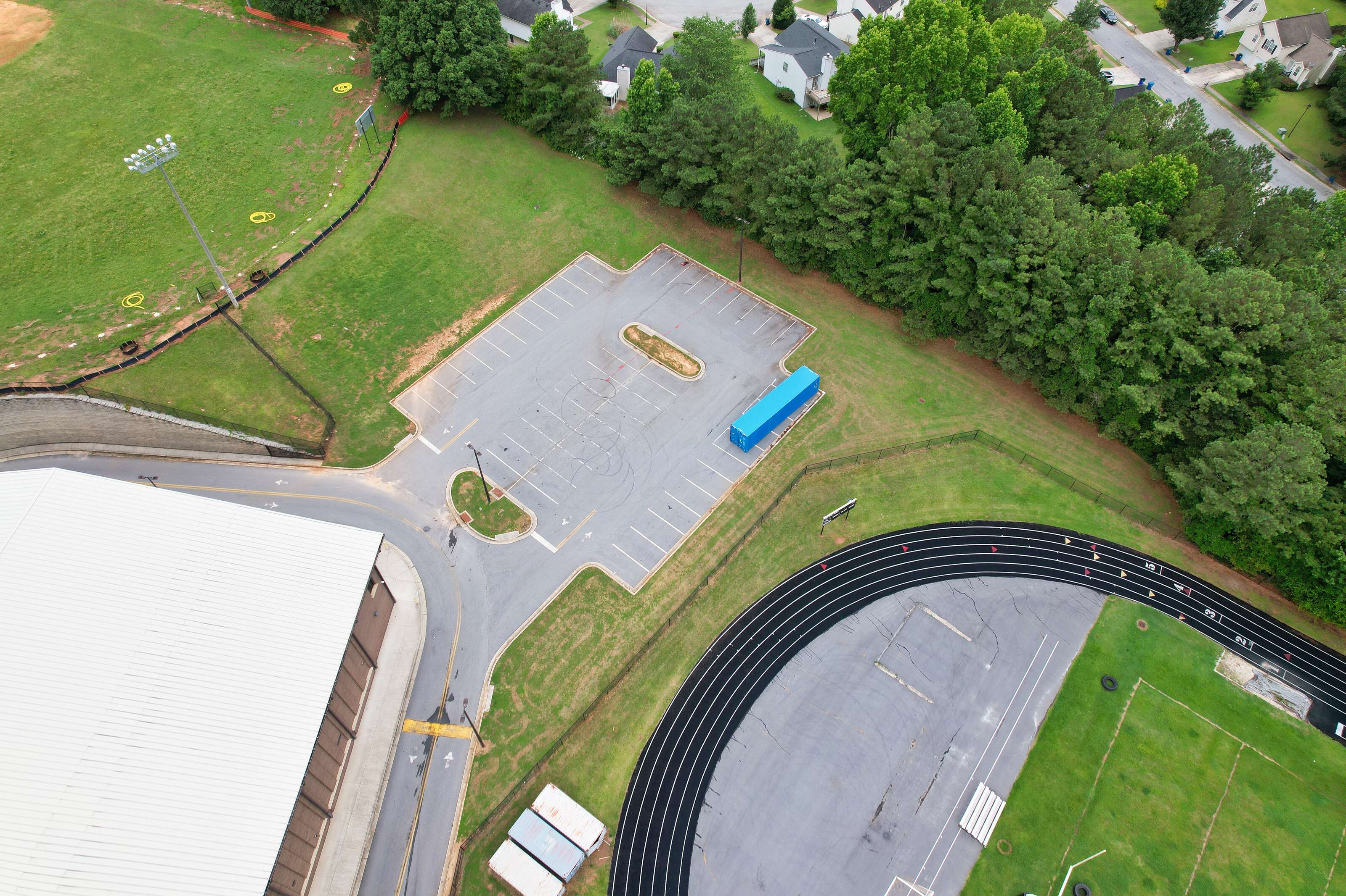 Rent a Parking Lot (Large) in Riverdale GA 30274