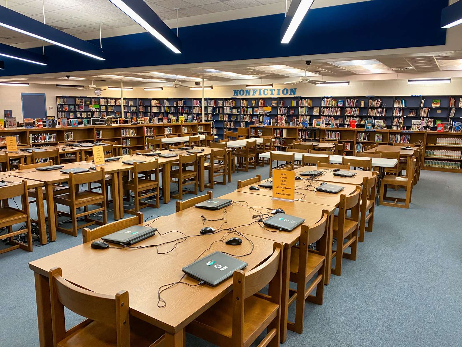 Rent a Library (Medium) in Eustis FL 32726