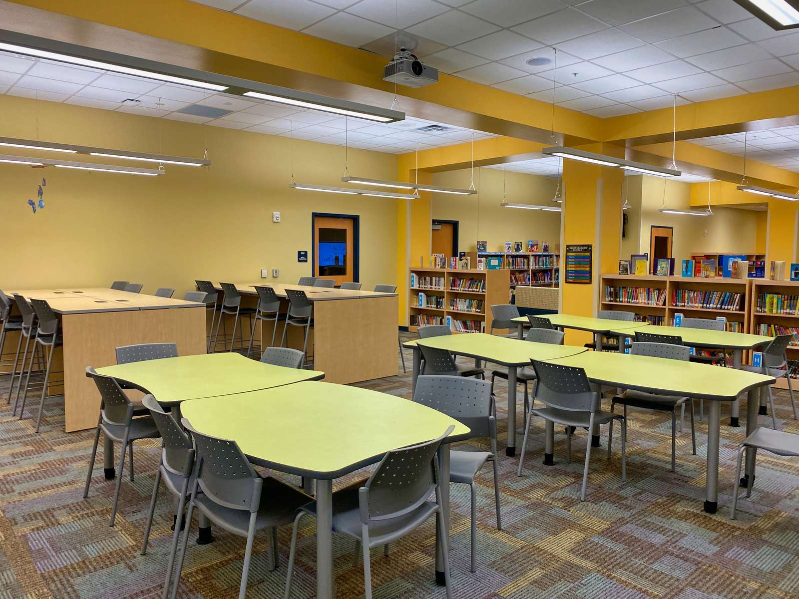 Rent a Library (Small) in Orlando FL 32835