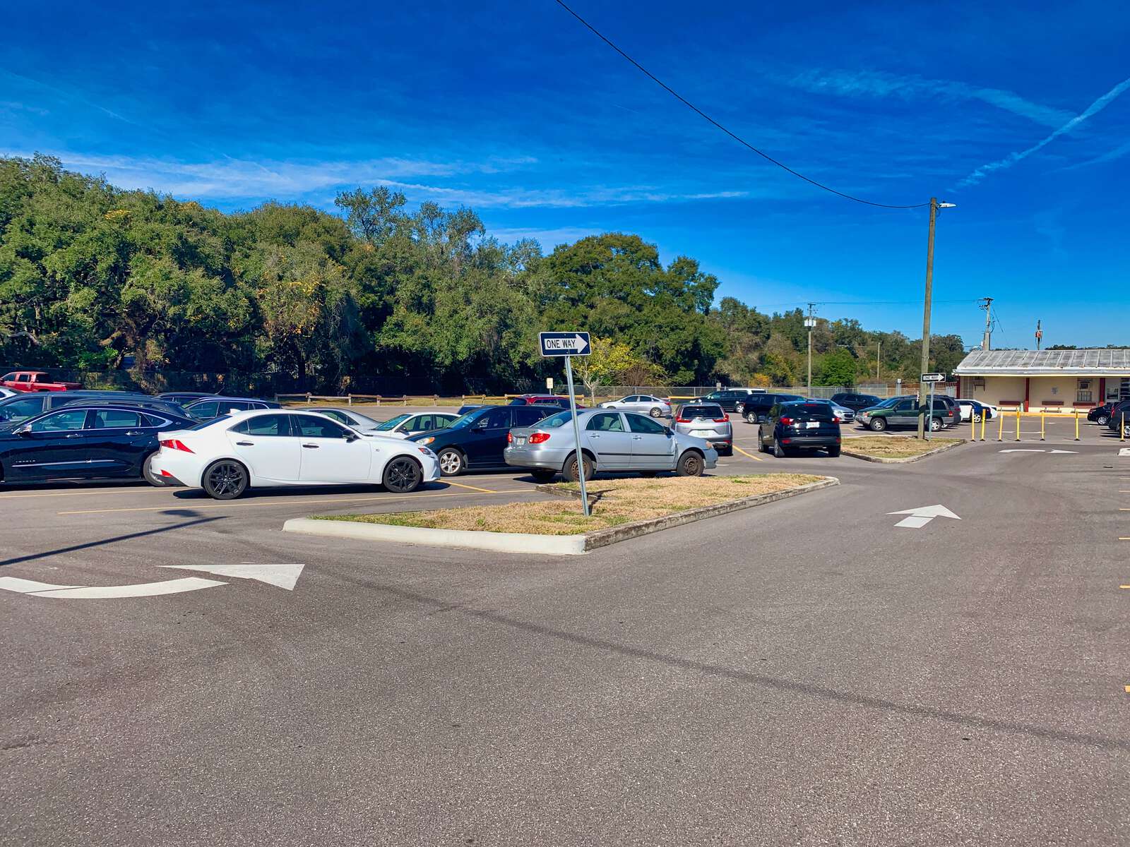 Rent a Parking Lot in Thonotosassa FL 33592