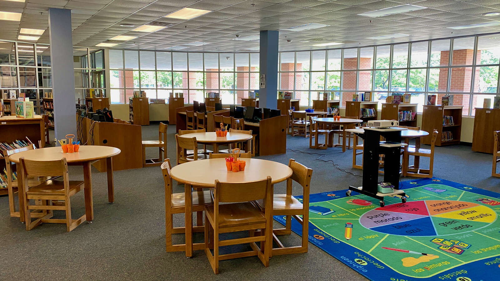 Rent a Library (Small) in Houston TX 77028