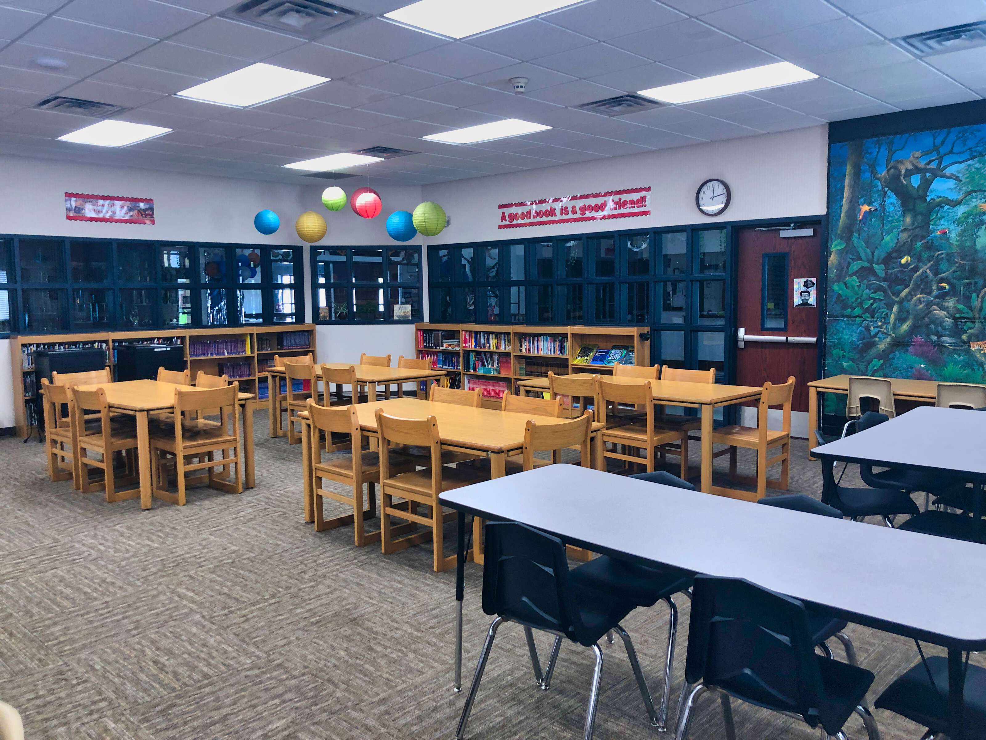 Rent a Library (Medium) in Gunter TX 75058
