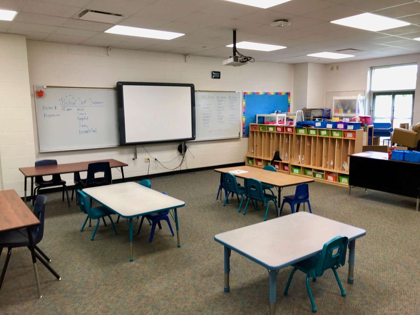 Hunt Elementary School Classroom Standard in Springdale Arkansas