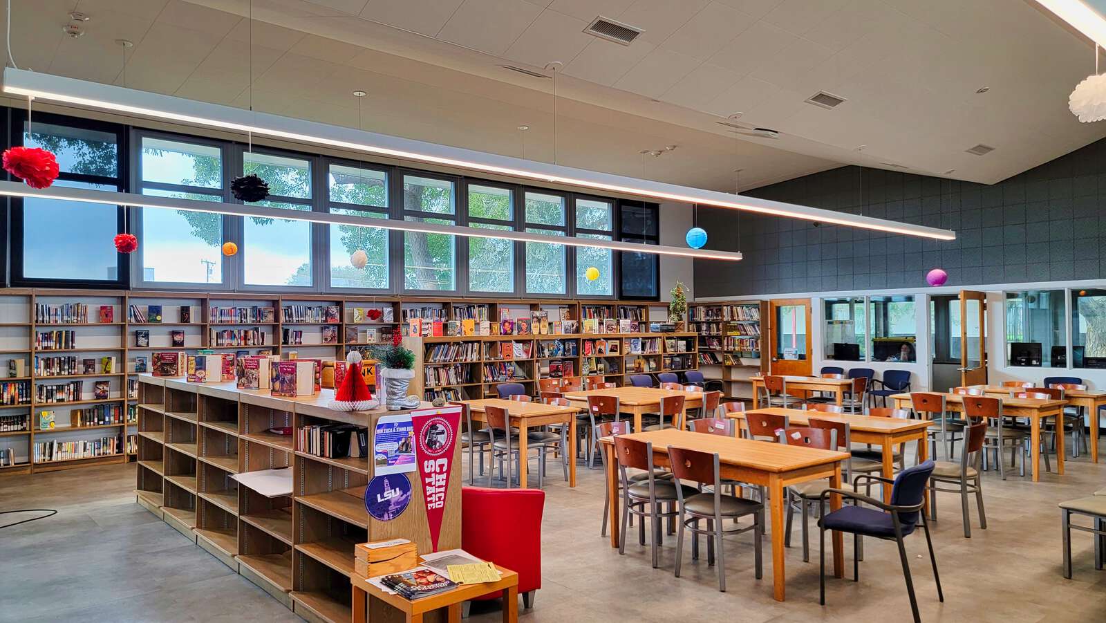 Rent a Library (Large) in Inglewood CA 90303