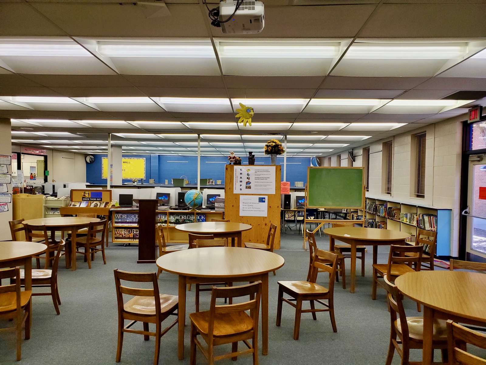 Rent a Library in Auburndale FL 33823