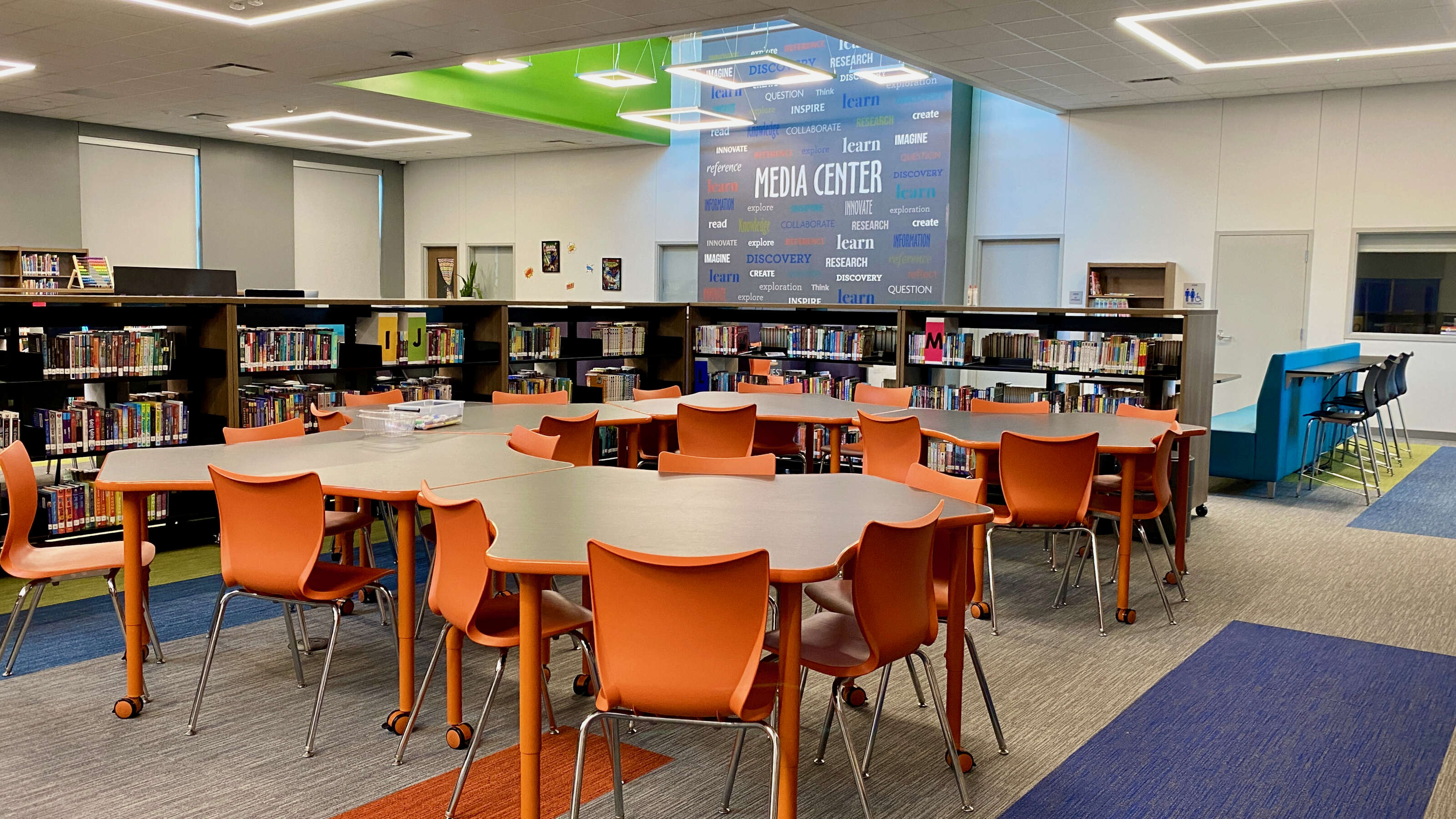 Rent a Library (Medium) in Austin TX 78747