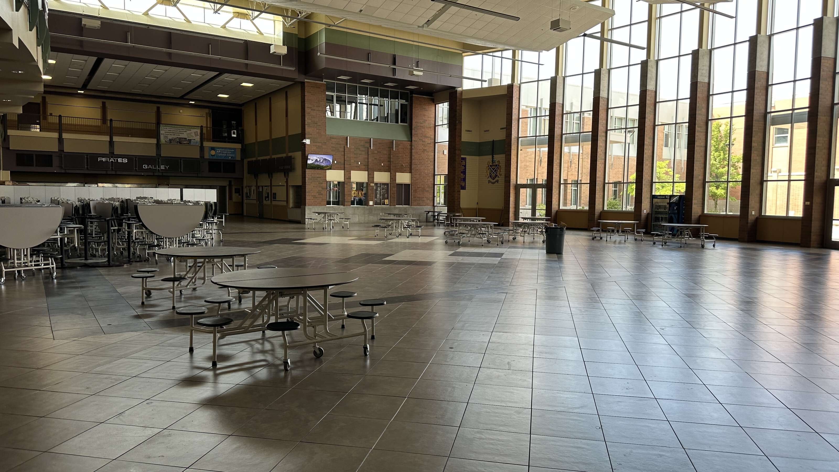 Rent a Cafeteria (Large) in Spokane WA 99207