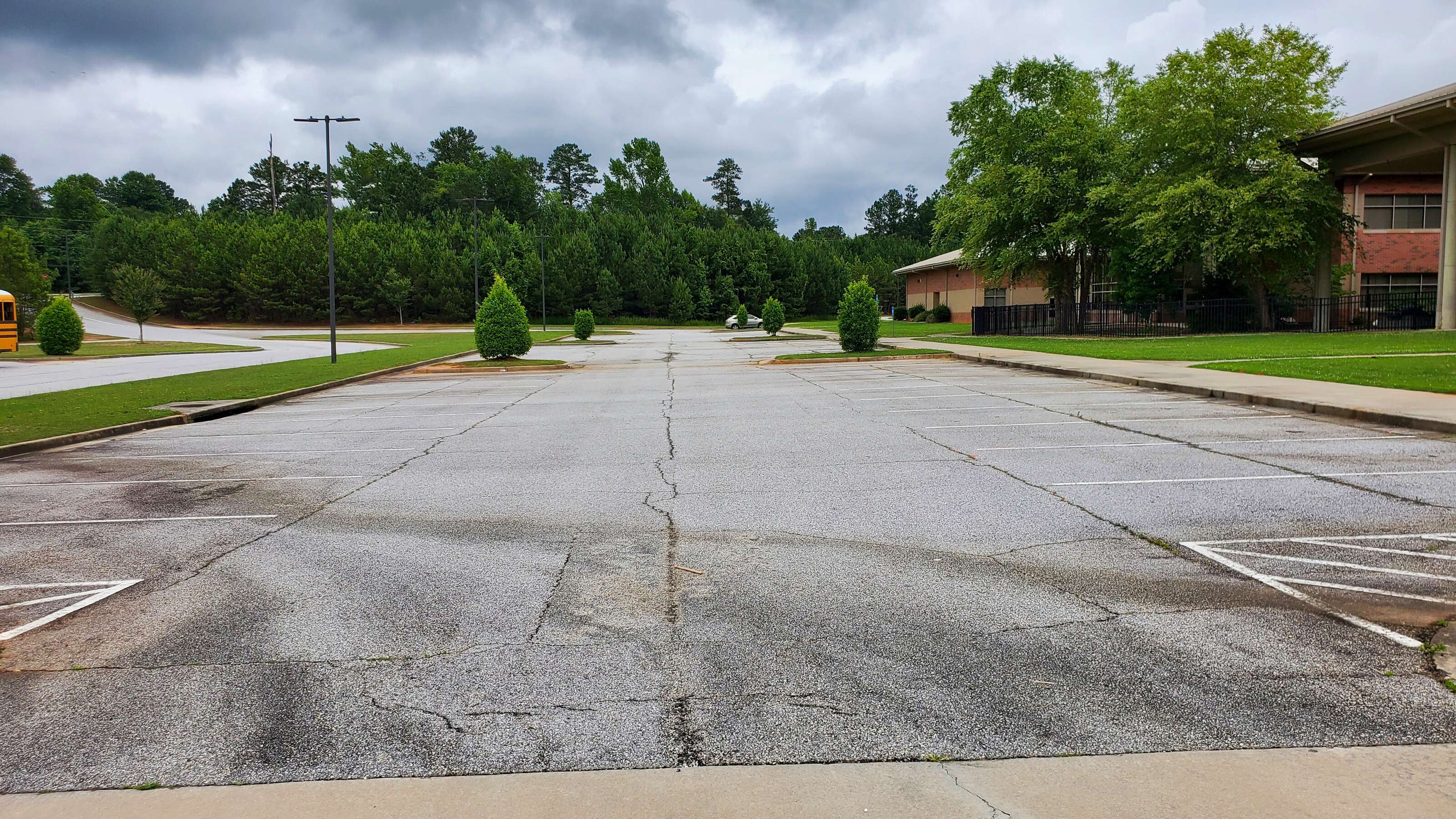 Rent a Parking Lot (Medium) in Hampton GA 30228