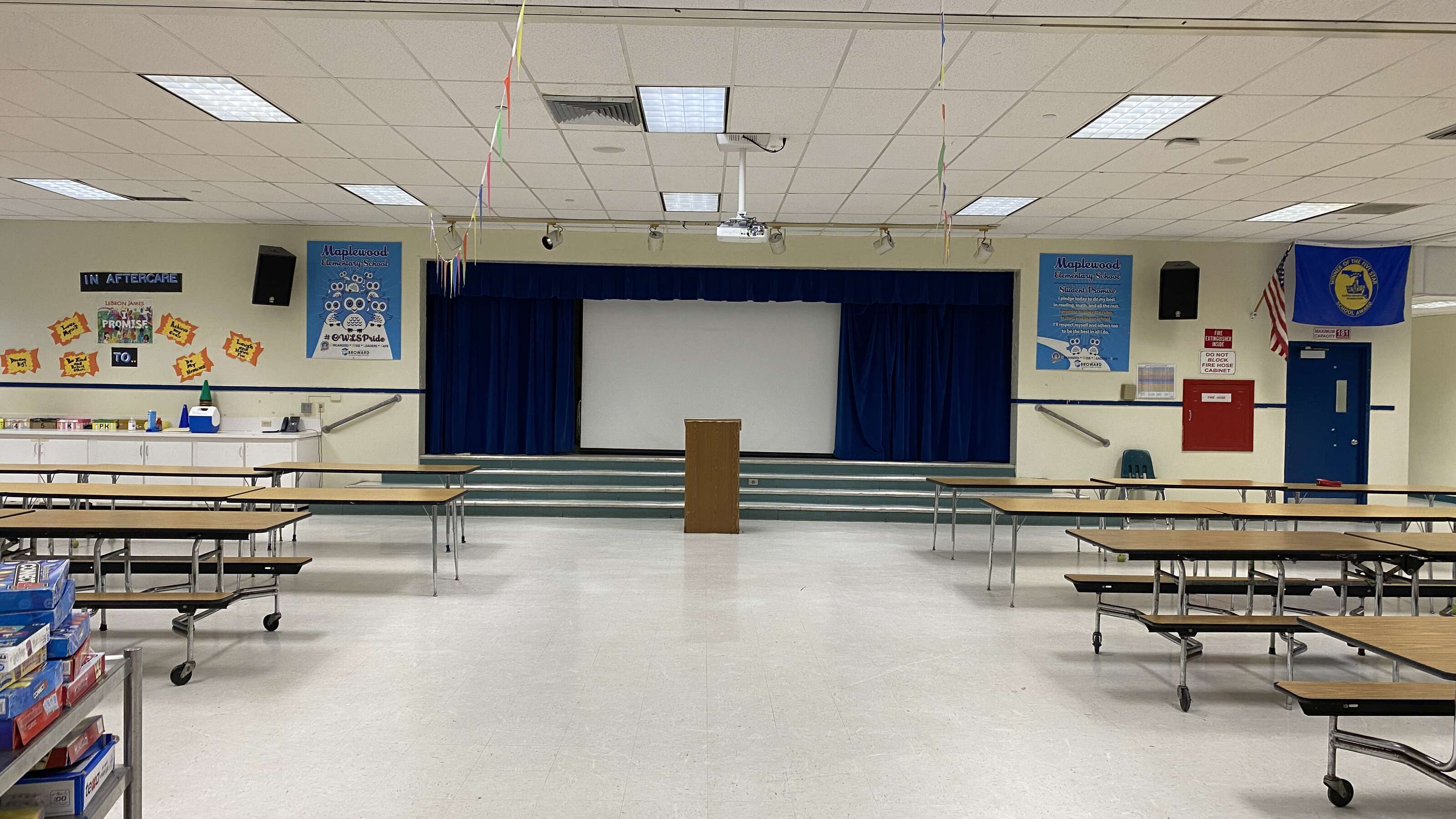 Rent a Cafeteria (Small) in Coral Springs FL 33071