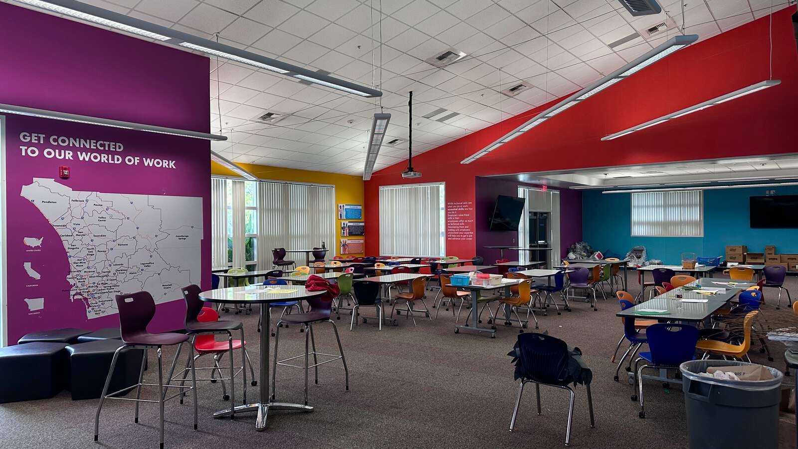 Rent a Library (Medium) in El Cajon CA 92020