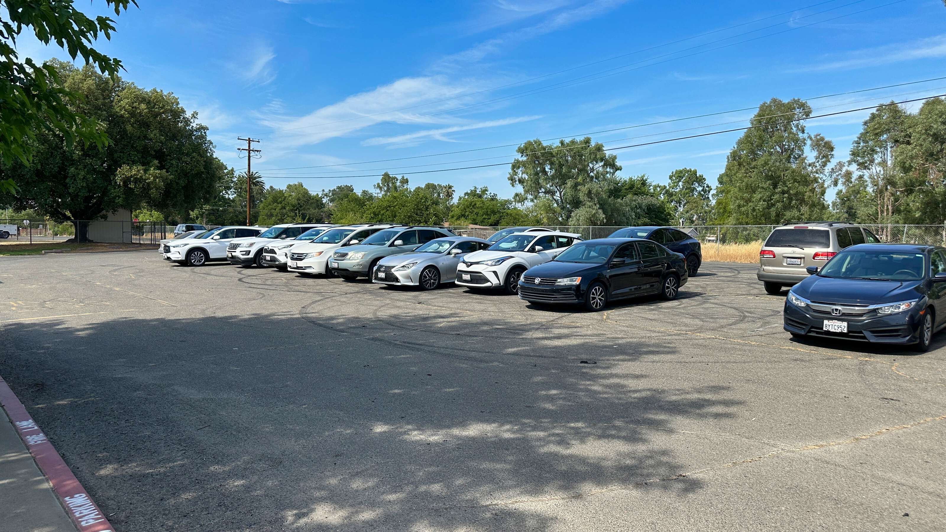 Rent a Parking Lot (Small) in Rio Linda CA 95673