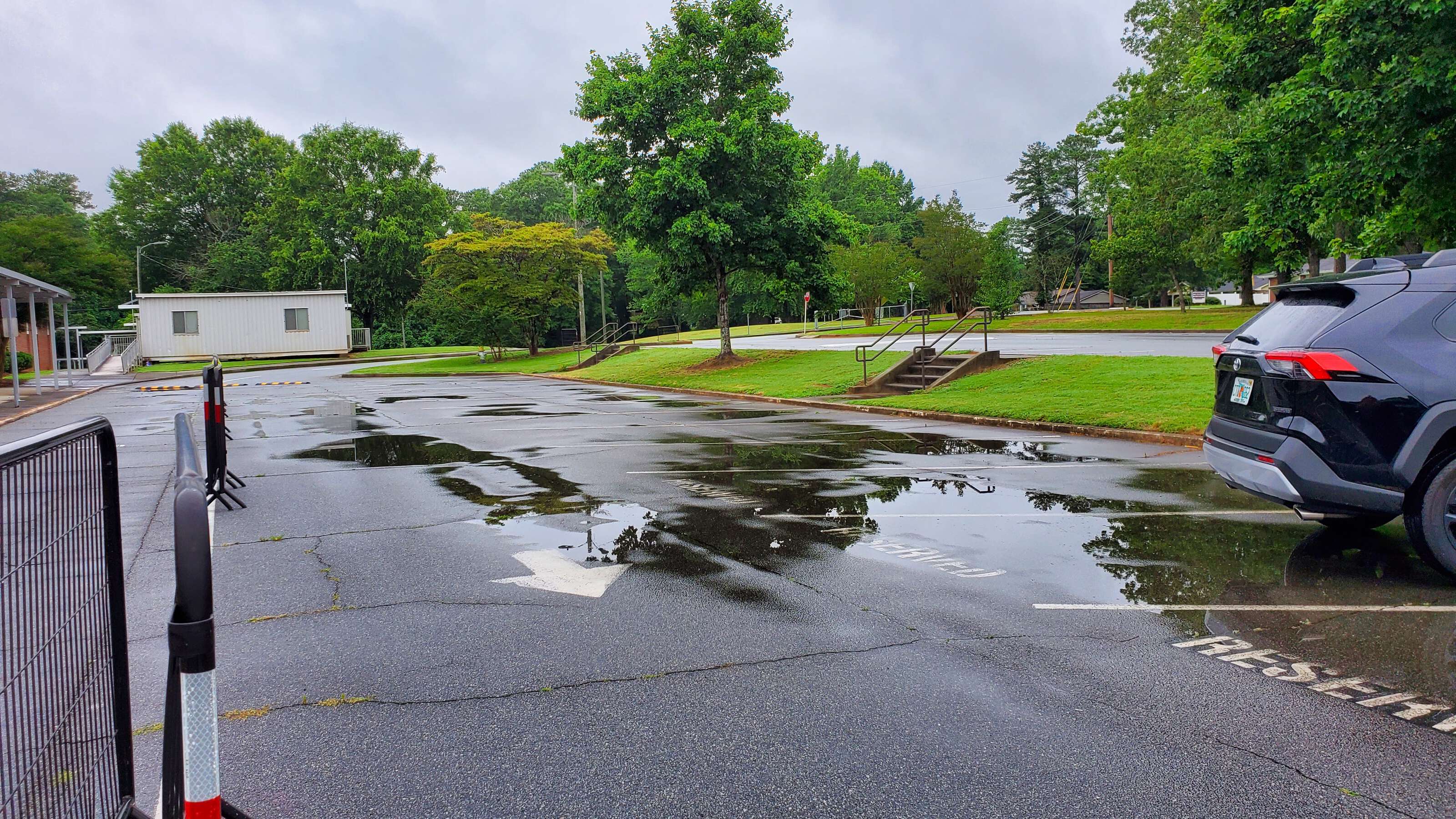 Rent a Parking Lot (Small) in Riverdale GA 30274