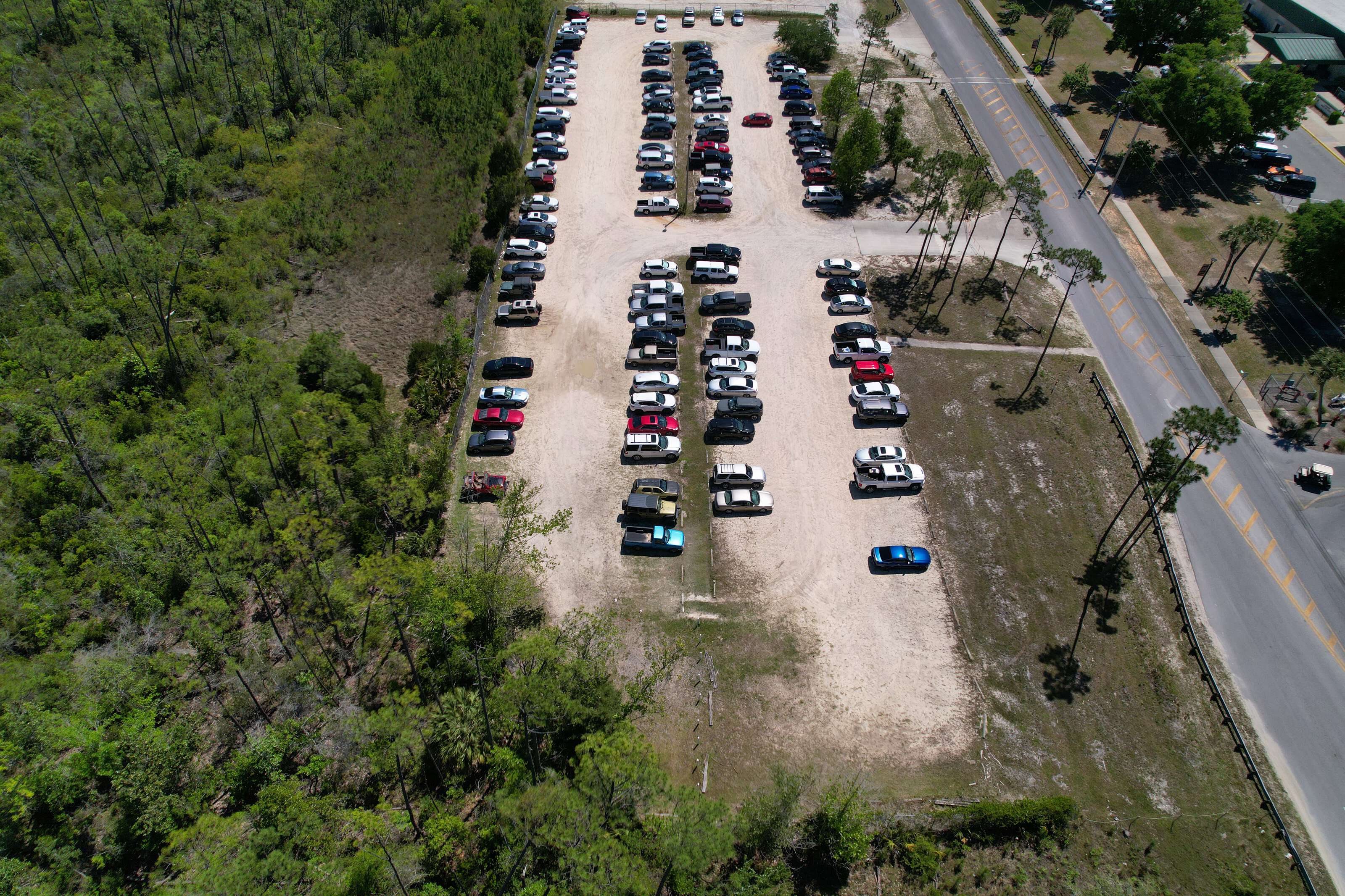 Rent a Parking Lot (Large) in Lynn Haven FL 32444