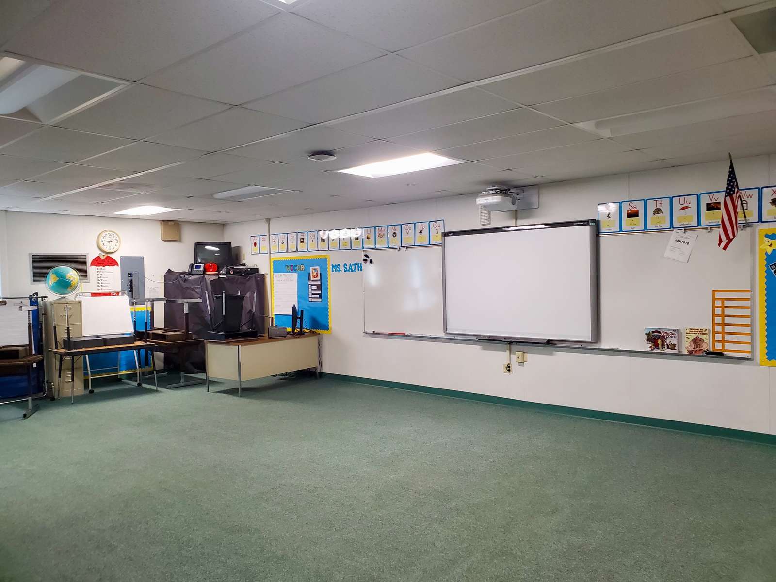 Rent a Classroom (Small) in Cabazon CA 92230