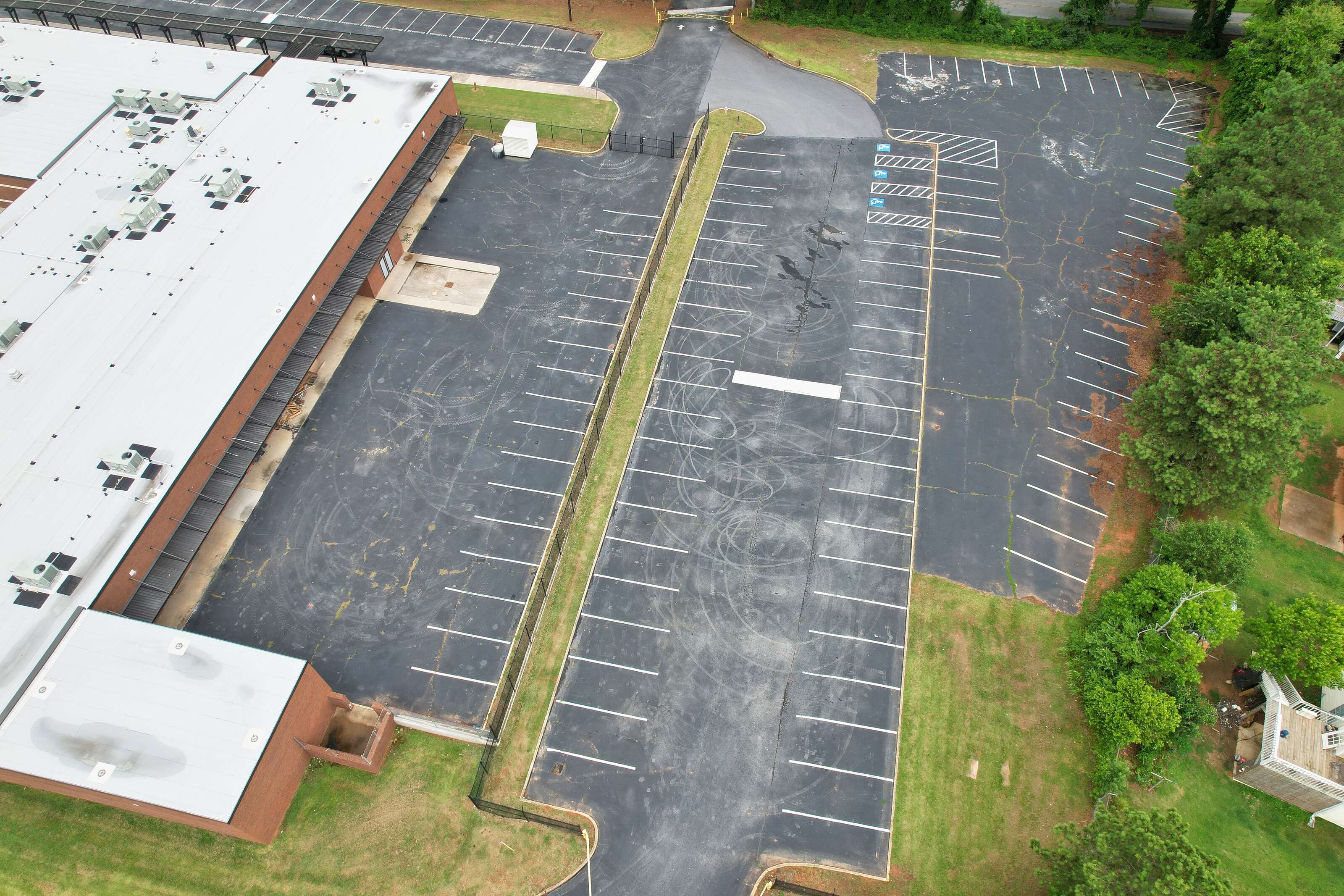Rent a Parking Lot (Medium) in Jonesboro GA 30238