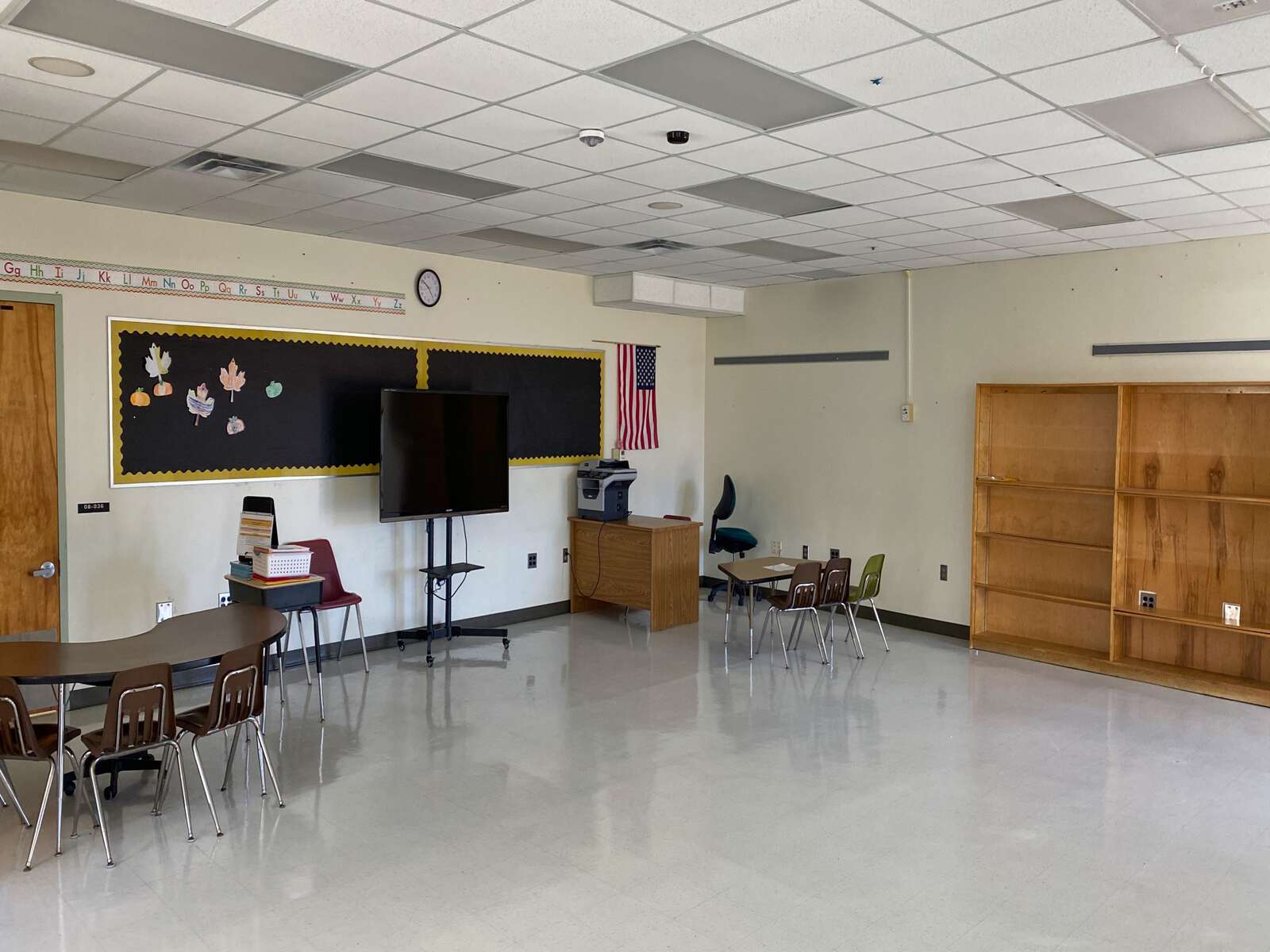 Rent a Classroom (Small) in DeLeon Springs FL 32130