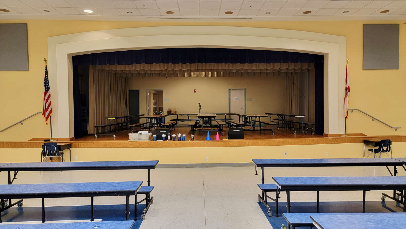 Rent a Cafeteria (Small) in Fleming Island FL 32003